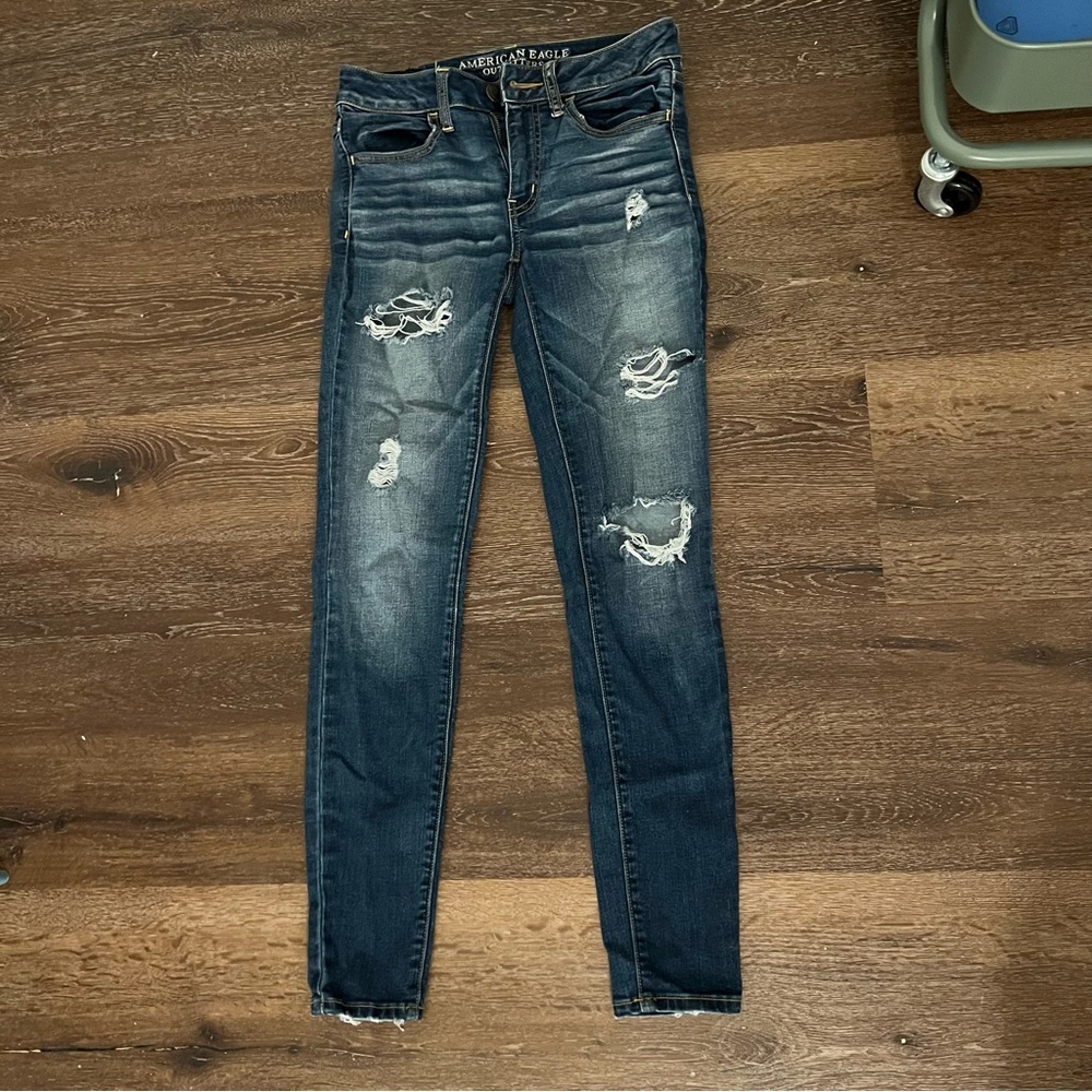 American Eagle Jeggings/Skinny Jeans with Rips